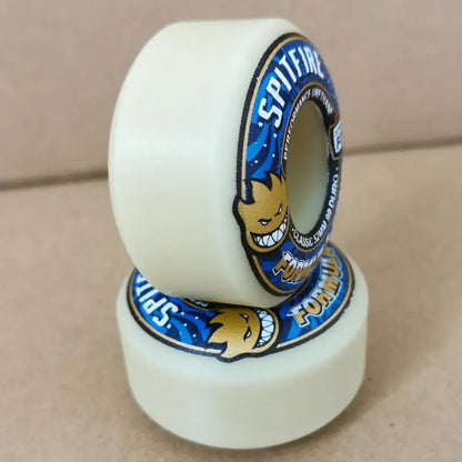 Kit Truck Venture + Lixa Gringa + Rolamentos + Roda SpitFire + Parafusos & Chave T